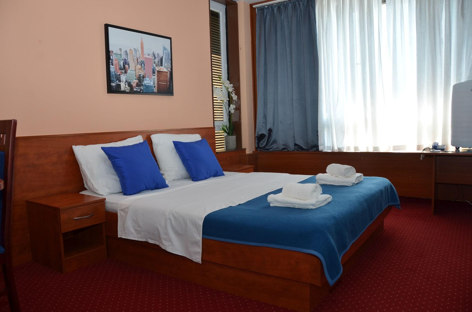 Liberty Hotel Novalja Bagian luar foto