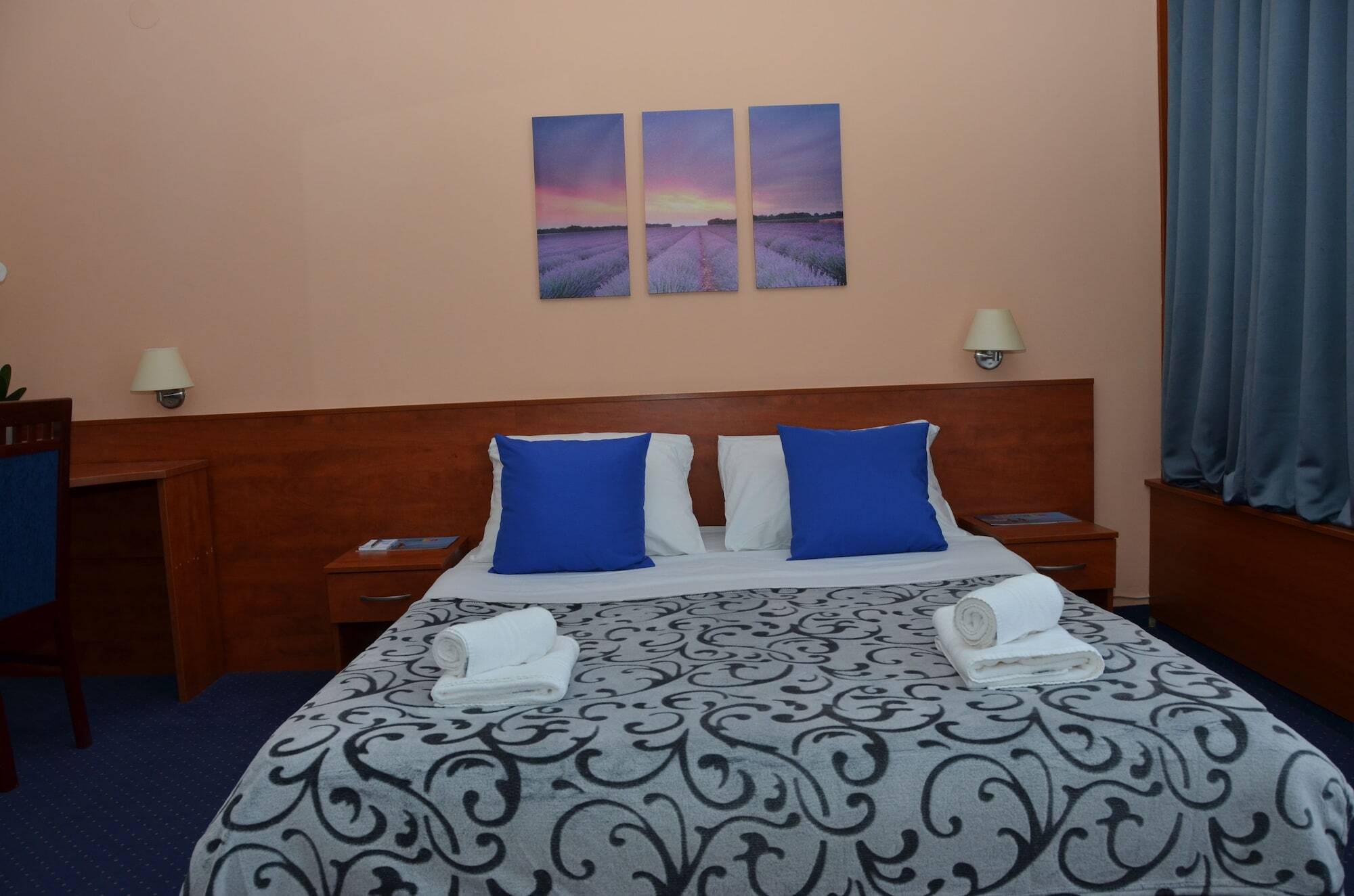 Liberty Hotel Novalja Bagian luar foto